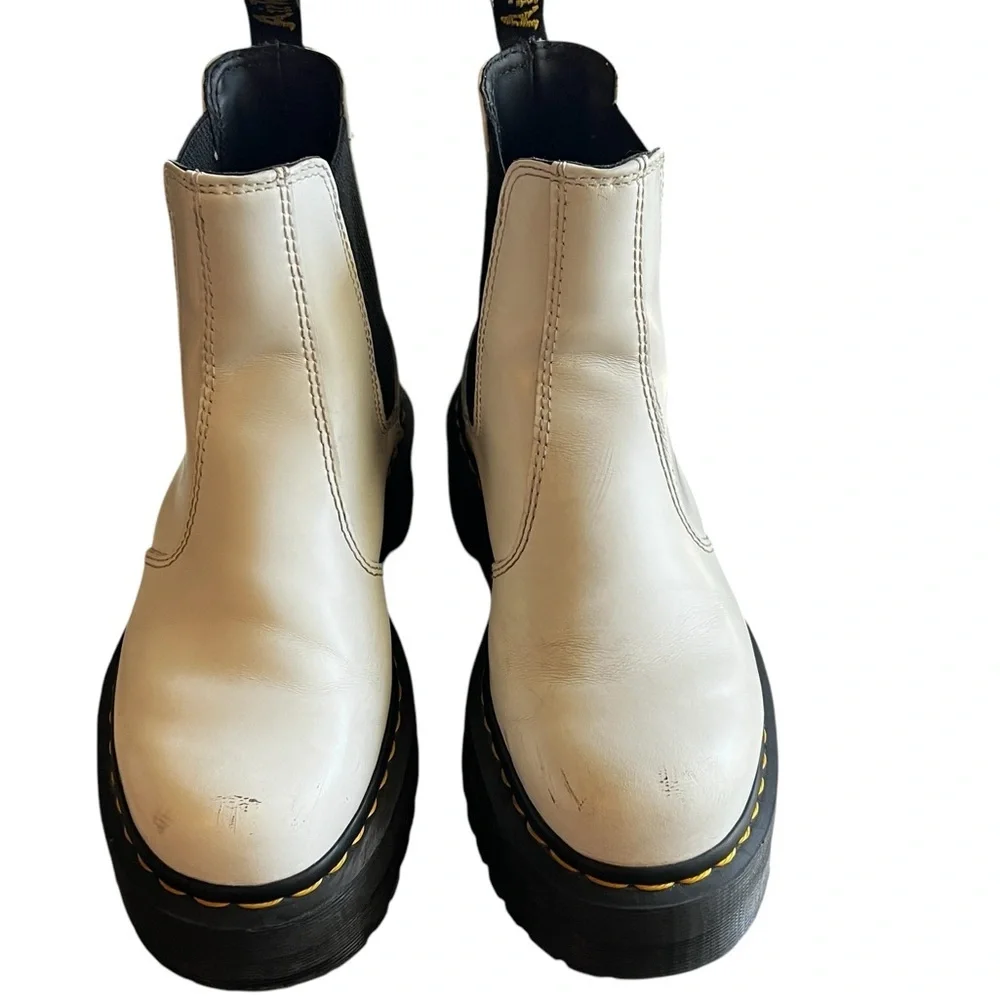Dr Martens 2976 Quad Chelsea Boot Women’s size 7